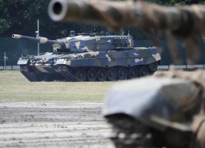 Spanisches Verteidigungsministerium erklärt, warum es keine Leopard-Panzer an die Ukraine liefern wird
