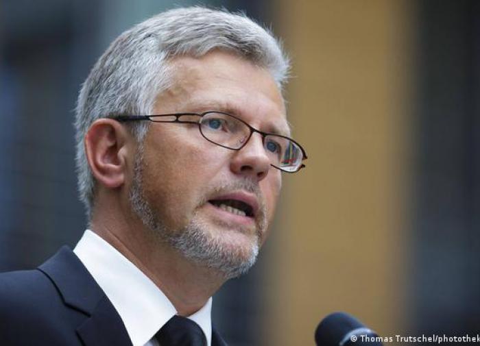 Deutscher Abgeordneter fordert die Ausweisung des ukrainischen Botschafters wegen Beleidigung von Scholz