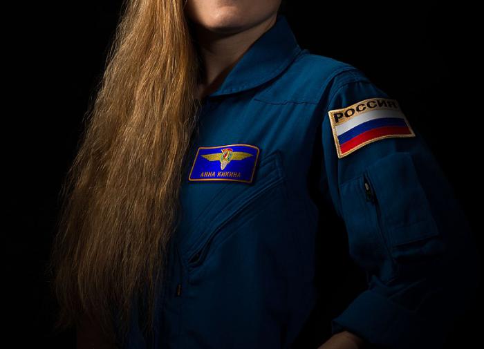 Anna Kikina: Russlands einzige Kosmonautin bändigt SpaceX Crew Dragon